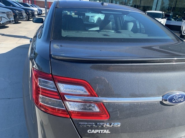 2016 Ford Taurus SEL