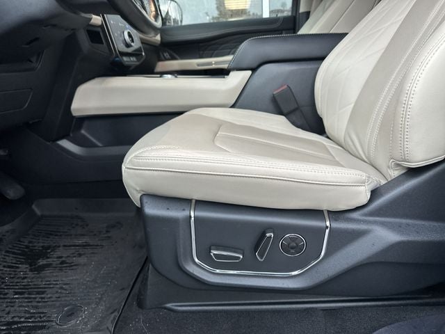 2024 Ford Expedition Platinum