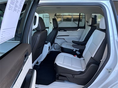 2025 GMC Acadia Denali