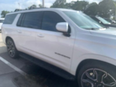 2025 Chevrolet Suburban RST