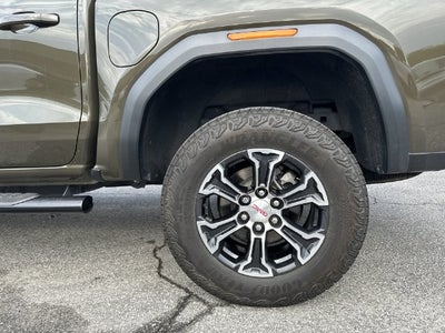 2024 GMC Canyon AT4