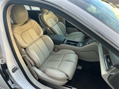 2017 Lincoln Continental Select