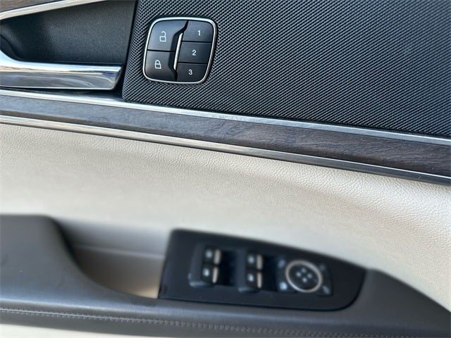 2016 Lincoln MKX Select