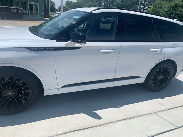 2026 Lincoln Aviator Reserve AWD's photo