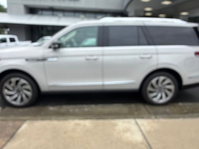 2022 Lincoln Navigator Reserve