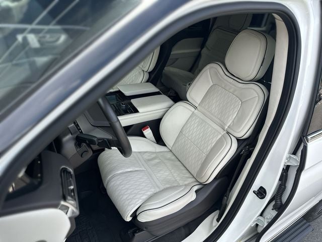 2024 Lincoln Navigator Black Label