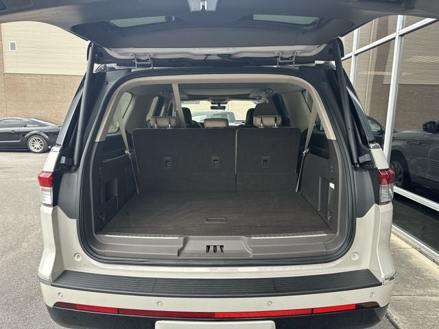 2024 Lincoln Navigator L Reserve