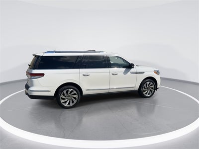 2023 Lincoln Navigator L L Reserve