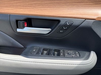 2024 Toyota Grand Highlander Base