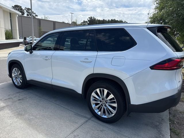 2024 Toyota Grand Highlander Base