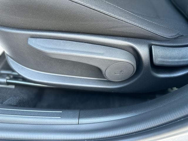 2023 Hyundai Elantra Hybrid Blue
