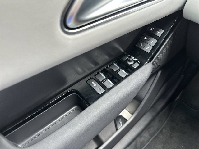 2024 Land Rover Range Rover Velar Dynamic SE