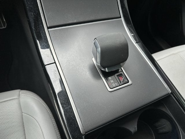 2024 Land Rover Range Rover Velar Dynamic SE