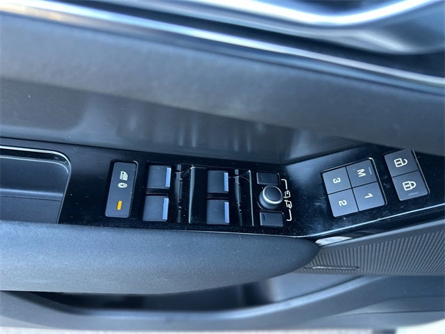 2024 Land Rover Range Rover Velar Dynamic SE