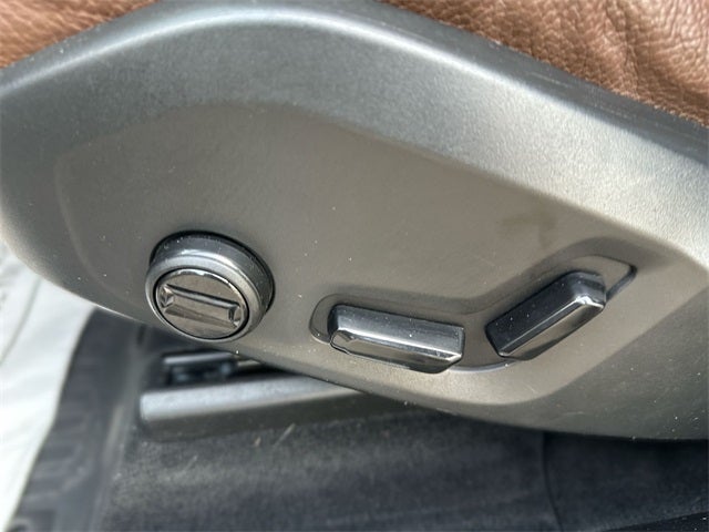 2021 Volvo XC60 T5 Momentum