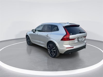 2021 Volvo XC60 T5 Momentum