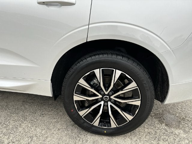 2024 Volvo XC60 B5 Core