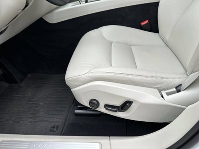 2024 Volvo XC60 B5 Core