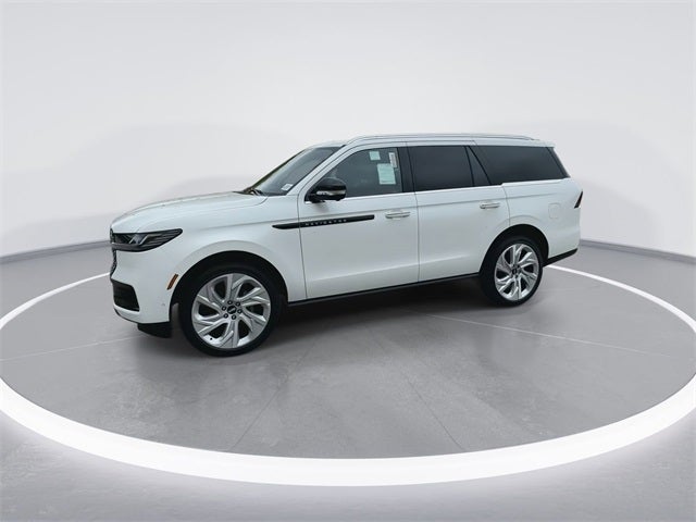 2025 Lincoln Navigator Black Label