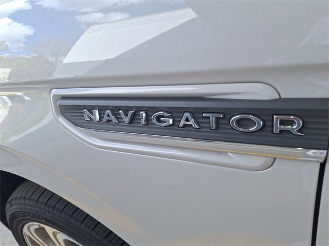 2024 Lincoln Navigator L Reserve