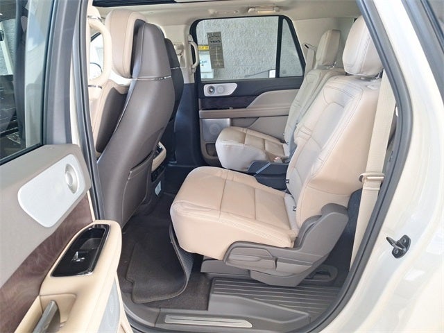 2024 Lincoln Navigator L Reserve