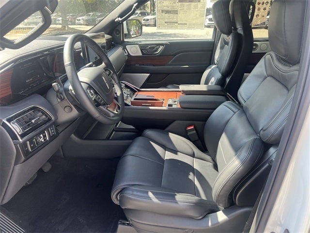 2024 Lincoln Navigator L Reserve