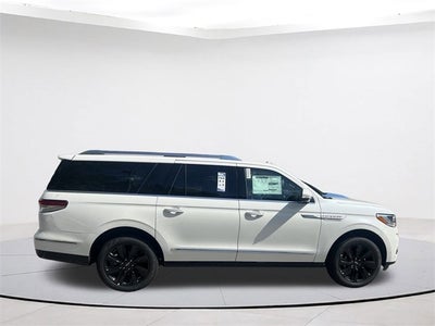 2024 Lincoln Navigator L Reserve