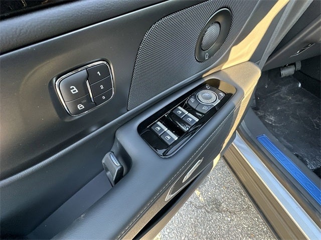 2025 Lincoln Nautilus Reserve