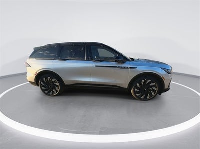 2025 Lincoln Nautilus Reserve