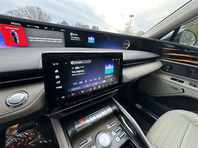 2025 Lincoln Nautilus Reserve