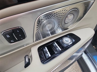 2025 Lincoln Nautilus Reserve