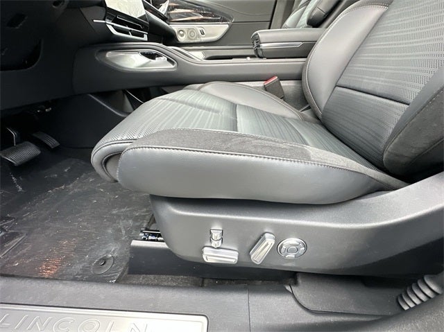 2025 Lincoln Nautilus Reserve