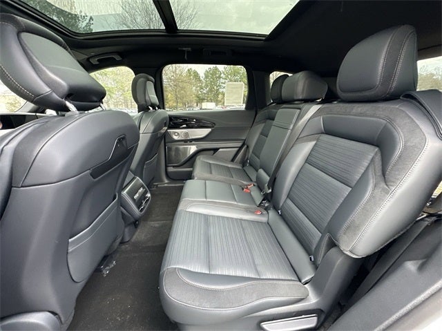 2025 Lincoln Nautilus Reserve