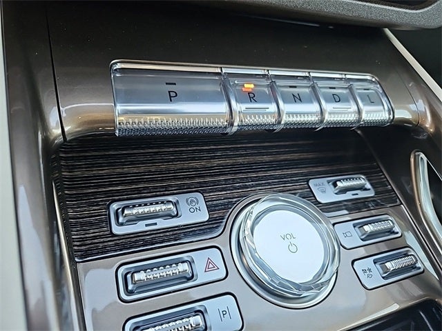 2024 Lincoln Nautilus Black Label