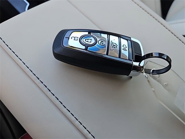 2024 Lincoln Nautilus Black Label