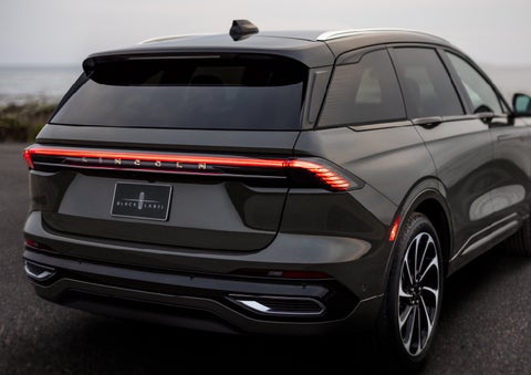 The rear of a 2024 Lincoln Black Label Nautilus® SUV displays full LED rear lighting. | Capital Lincoln of Wilmington in Wilmington NC