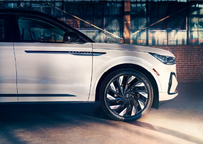 The wheels of the available Jet Appearance Package are highlighted. | Capital Lincoln of Wilmington in Wilmington NC