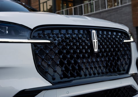 The front grille of a 2026 Lincoln Aviator® SUV is shown. | Capital Lincoln of Wilmington in Wilmington NC