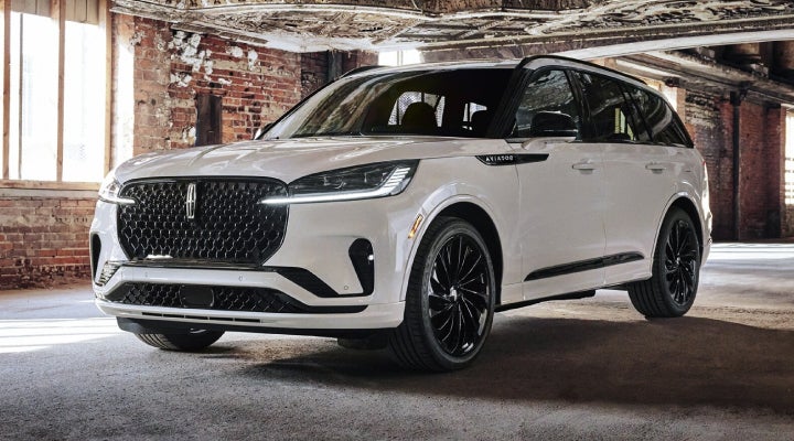A 2026 Lincoln Aviator® SUV is shown with the available Jet Appearance Package. | Capital Lincoln of Wilmington in Wilmington NC