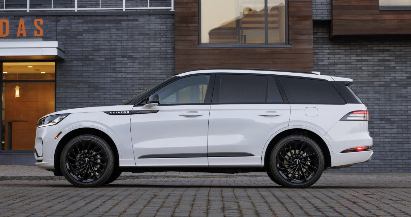 Capital Lincoln of Wilmington Has Lincoln Aviator Lease & Finance Offers