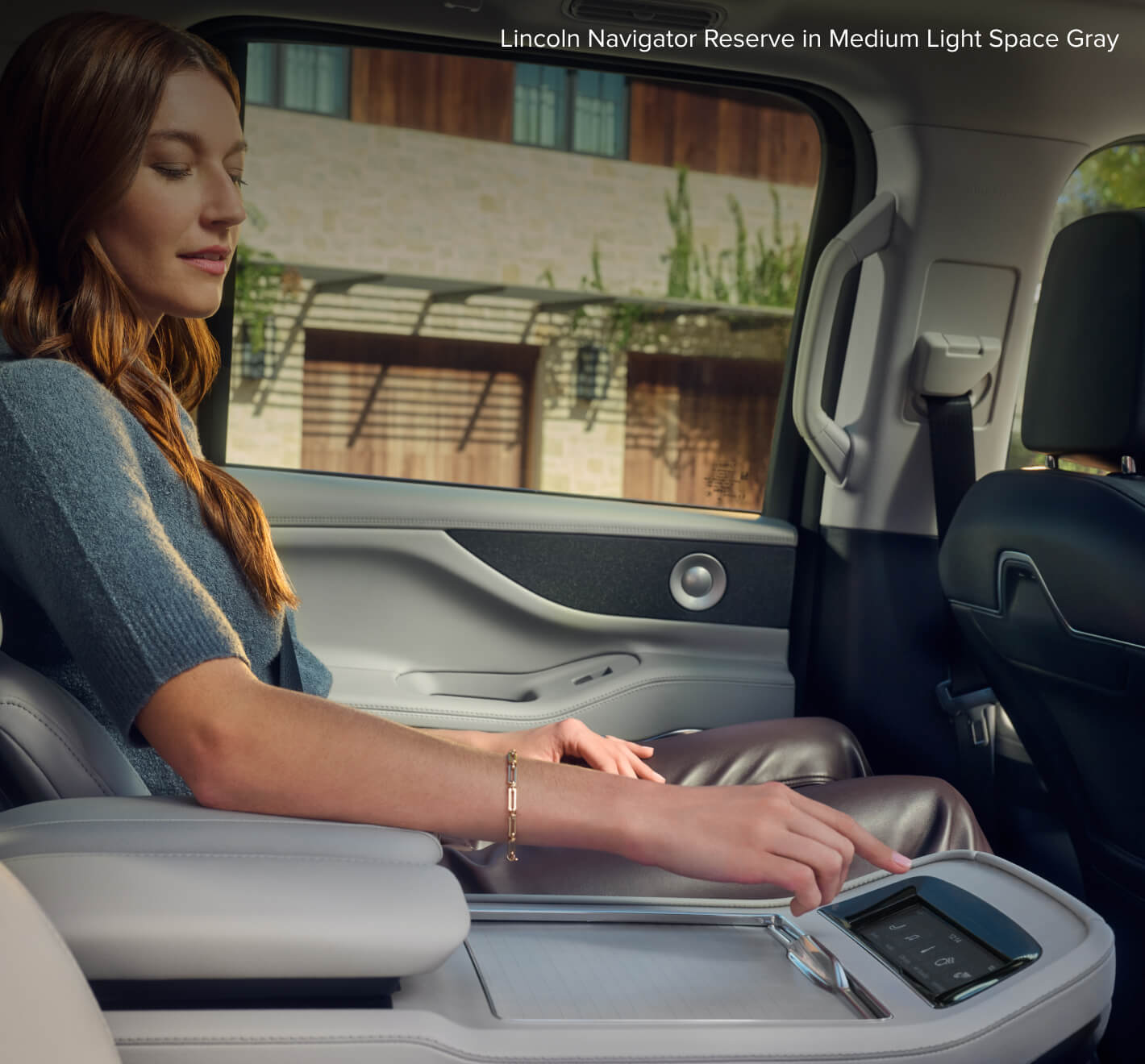 2025 Lincoln Navigator Interior and Tech