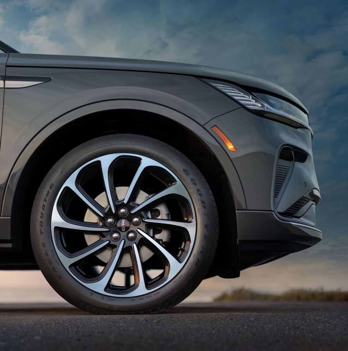 2026 Lincoln Nautilus Hybrid Version