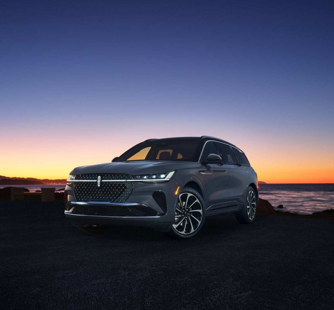 2026 Lincoln Nautilus Cargo Space & Dimensions